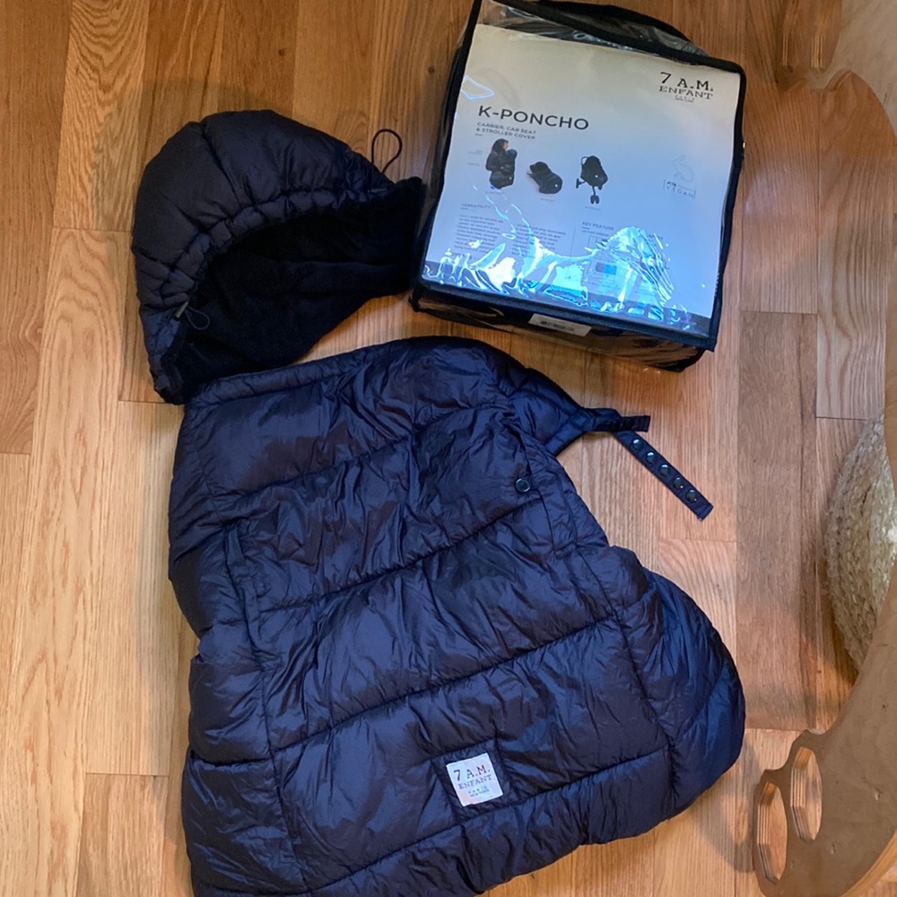7 A. M. Enfant K-poncho